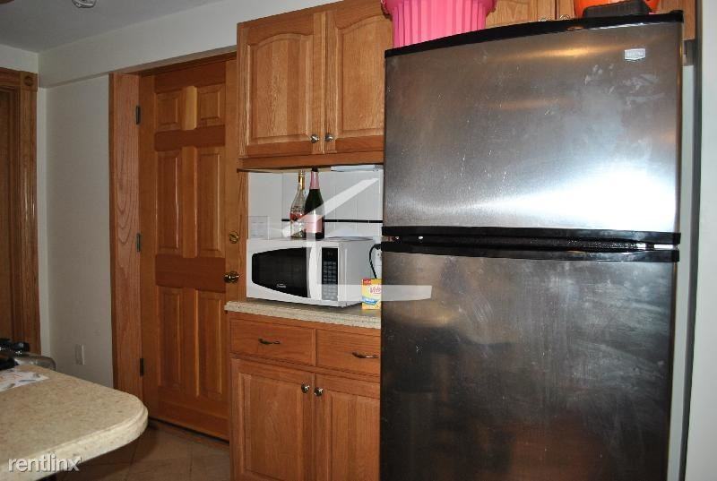 89 Myrtle St - Photo 2 of 17