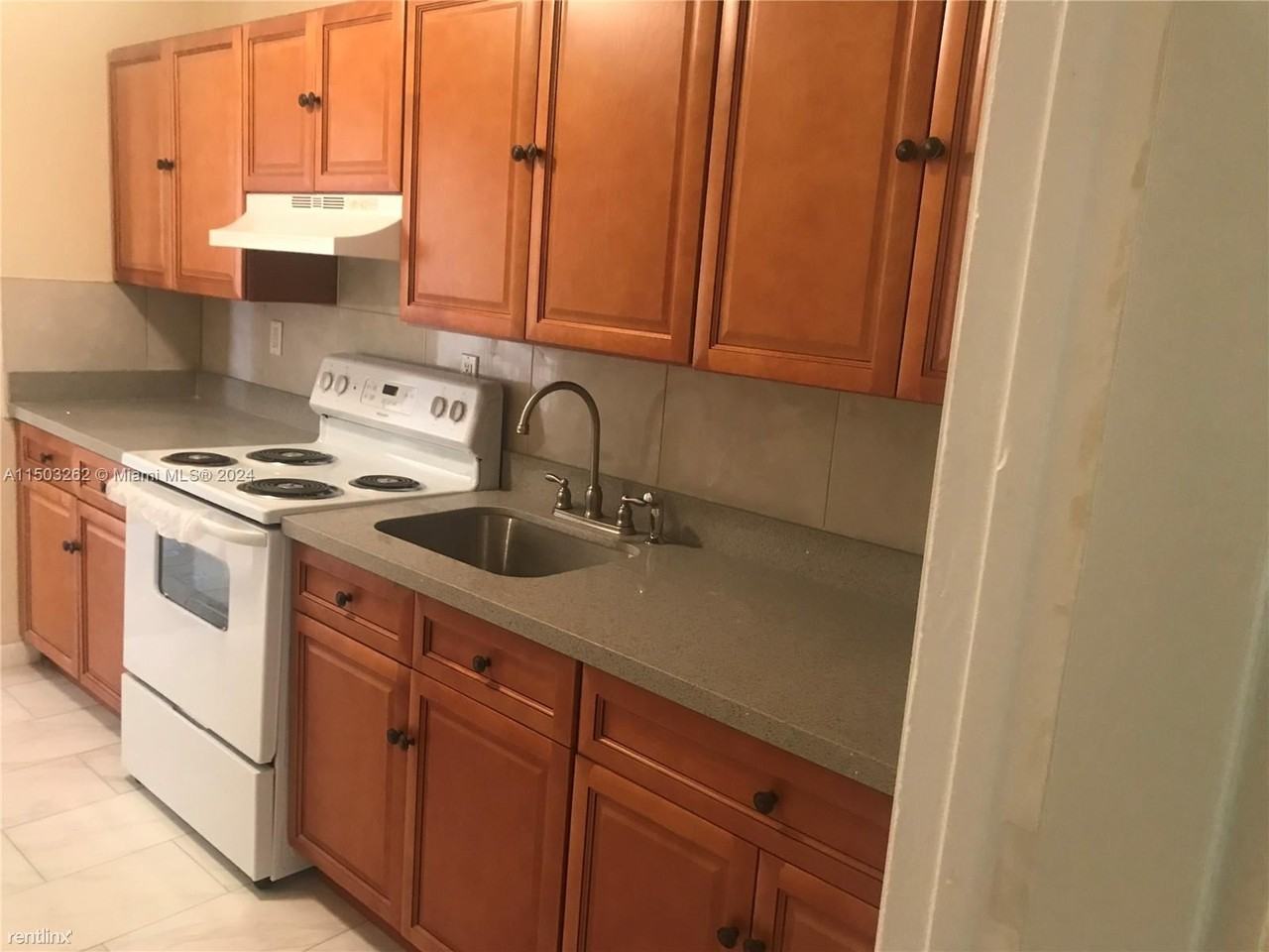 4971 Nw 13th St #4971 - Photo 2 of 14