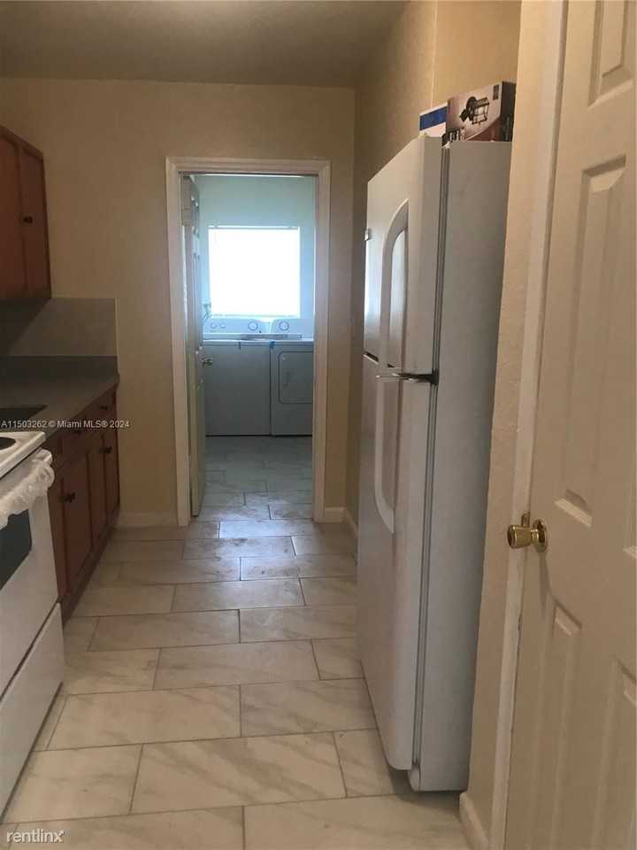 4971 Nw 13th St #4971 - Photo 3 of 14