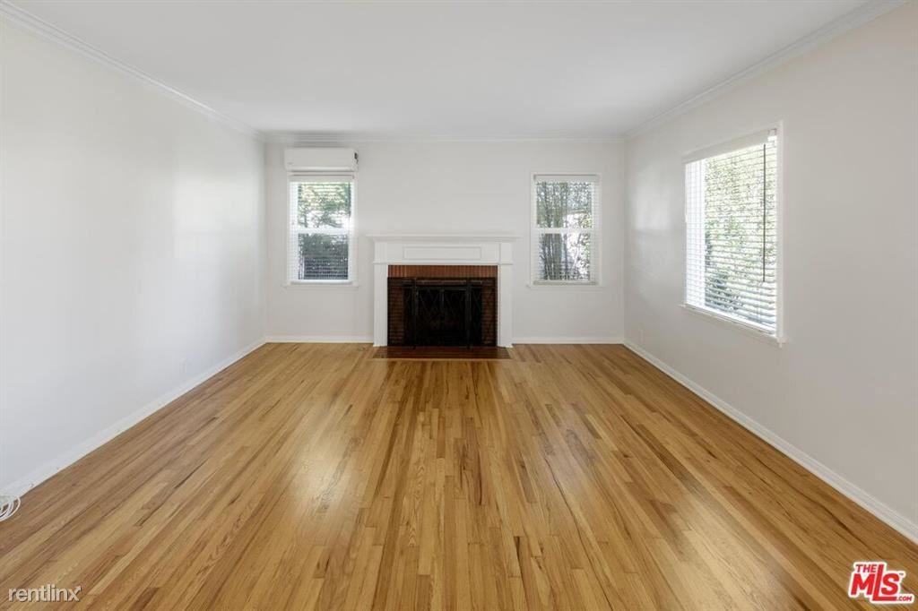 4281 Motor Ave - Photo 2 of 10