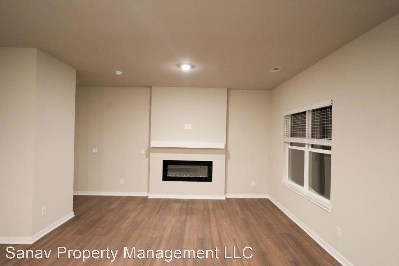 2815 Nw 34th Ln - Photo 3 of 17