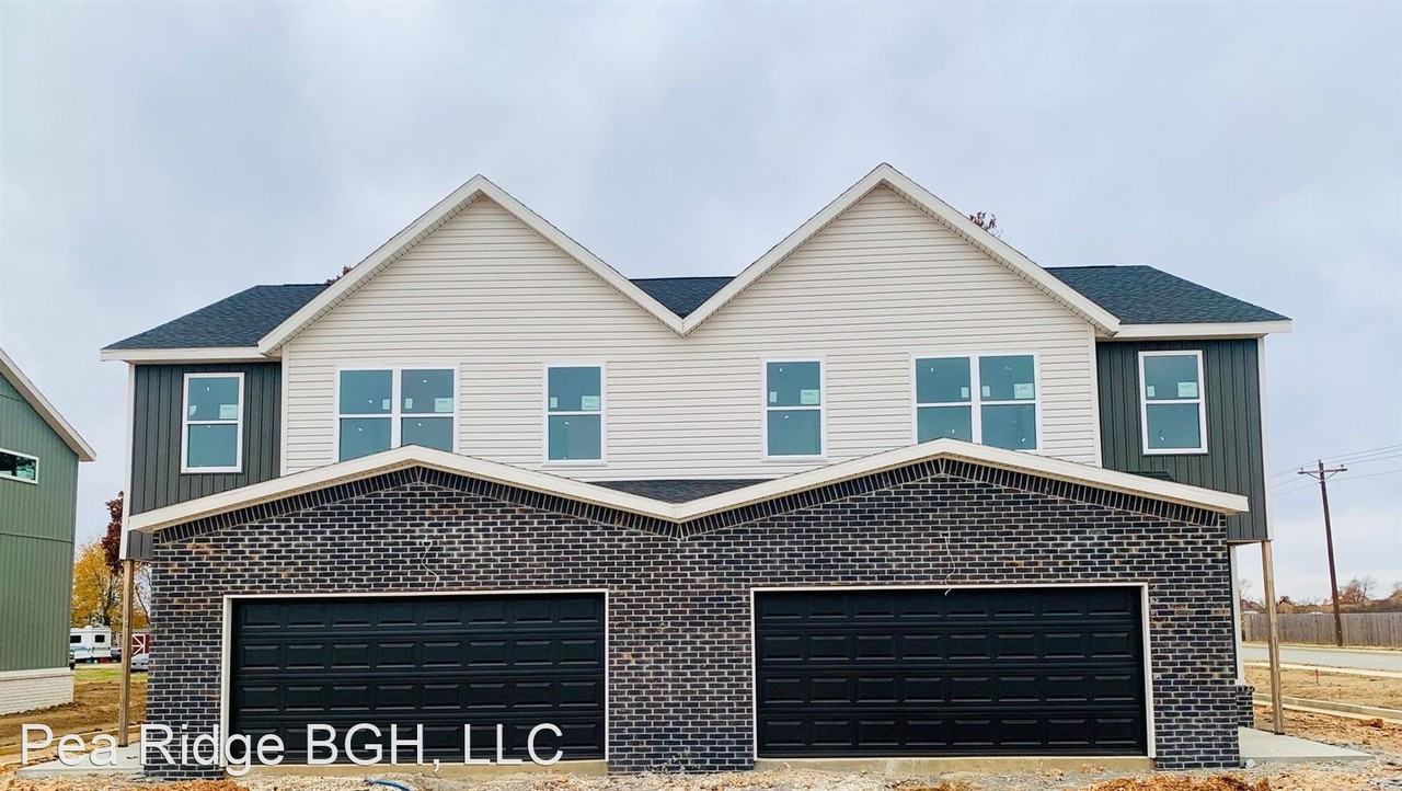 Birdmaster Drive Residences Apartments 840 Birdmaster Drive, Pea