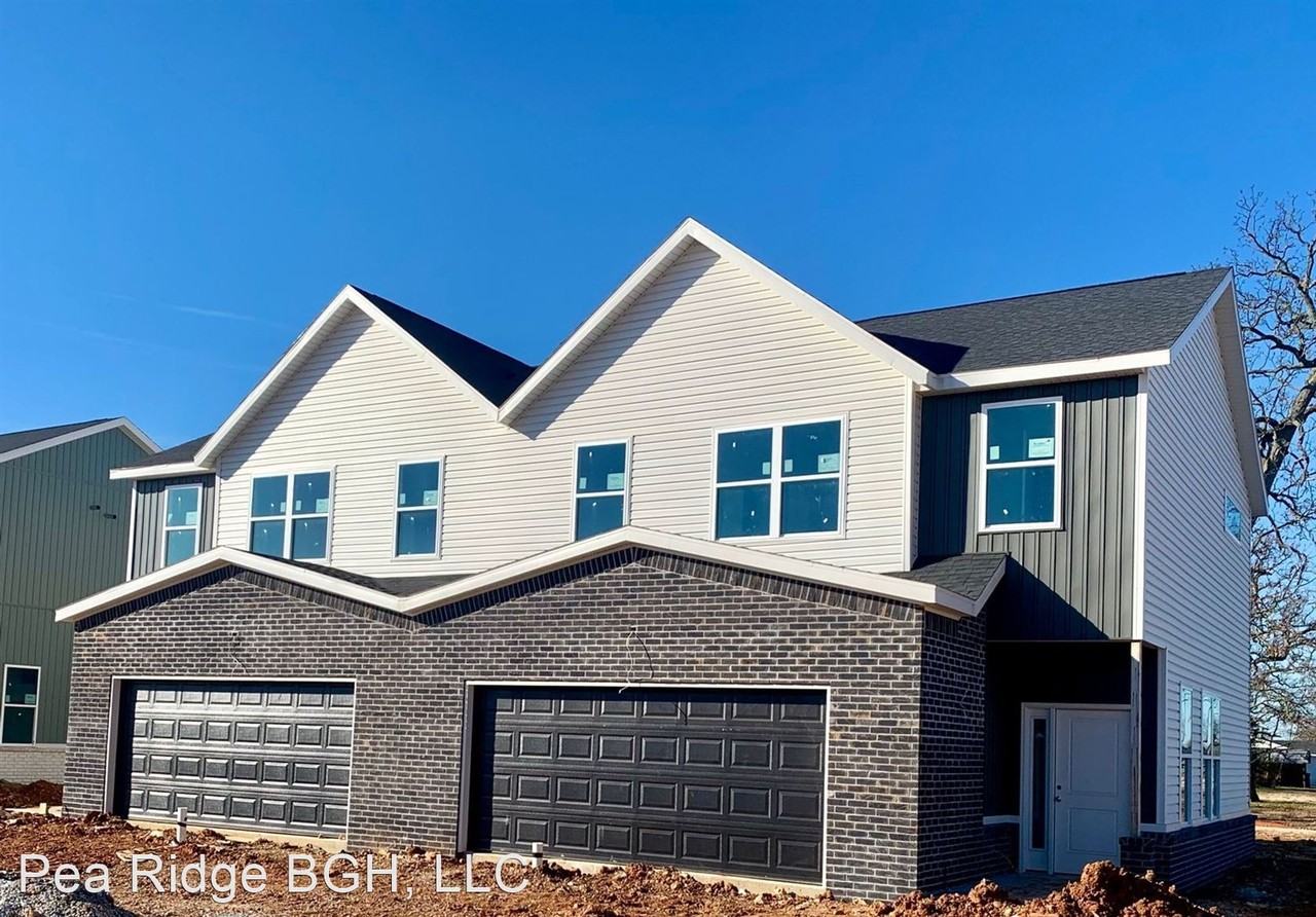 Birdmaster Drive Residences Apartments 840 Birdmaster Drive, Pea