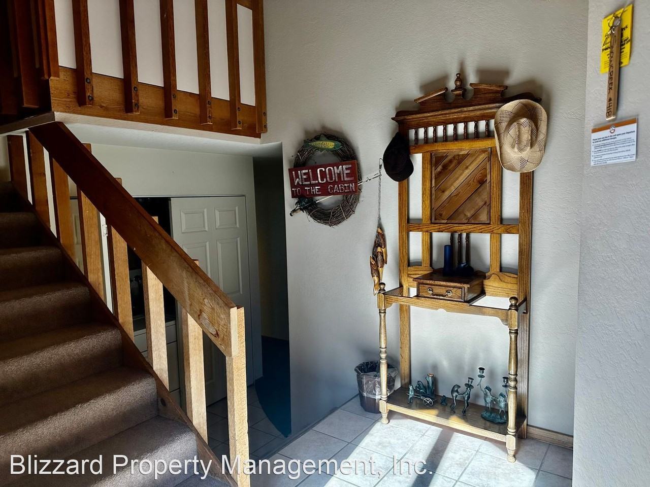 418 Snowcreek Rd - Photo 2 of 26