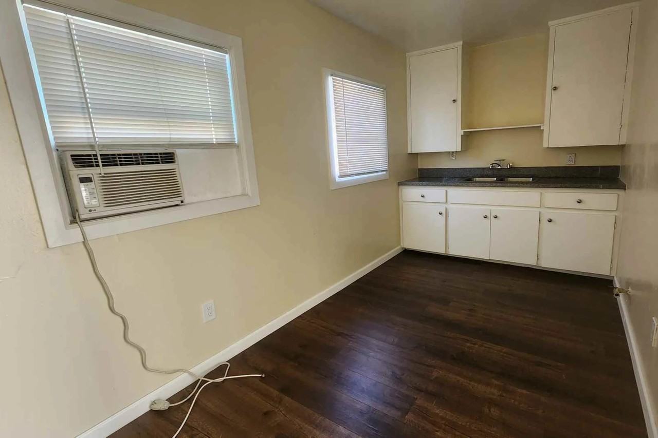 6038 Lubec St - Photo 2 of 8