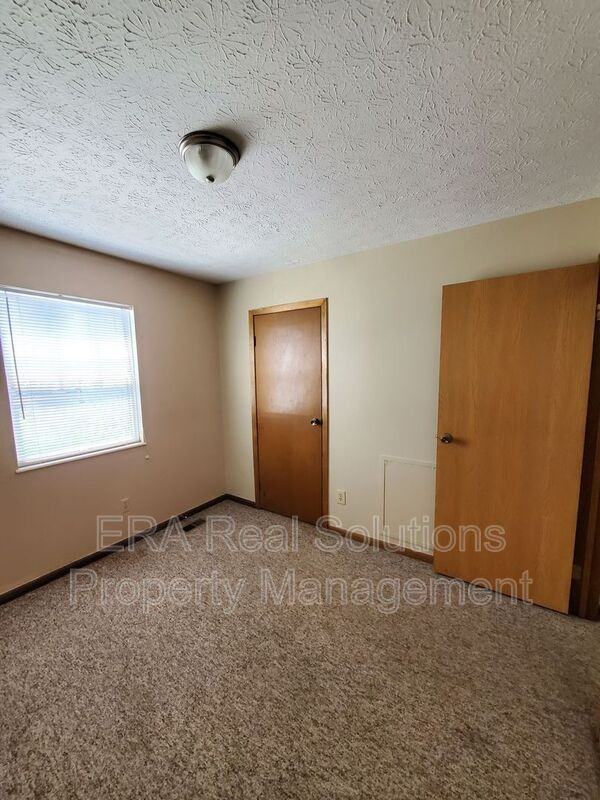 2646 Sandbury Blvd - Photo 3 of 18