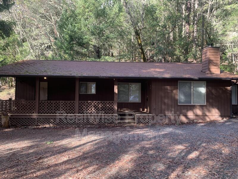 7190 Deer Creek Rd - Photo 2 of 31