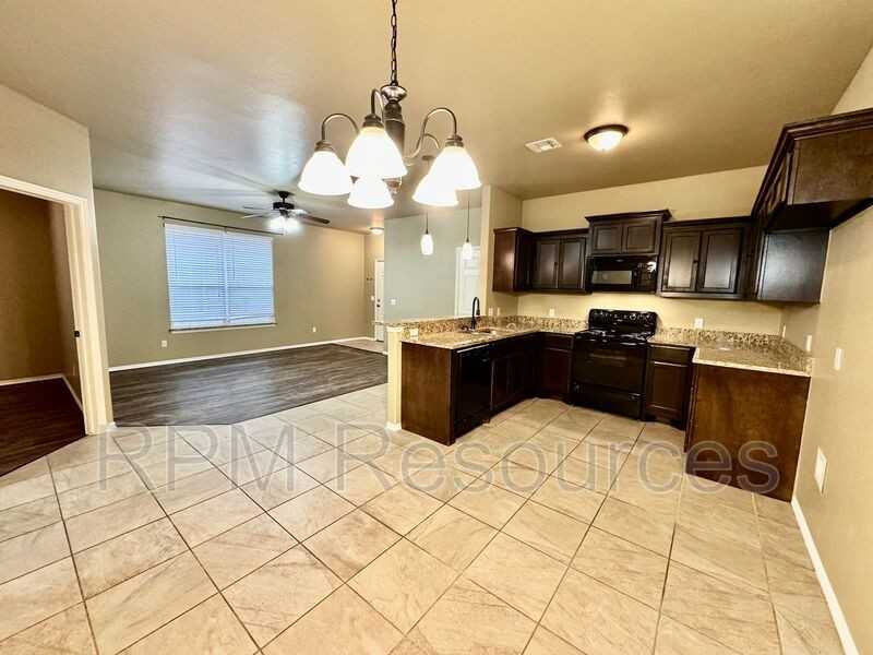 175 Bison Court Way - Photo 5 of 21