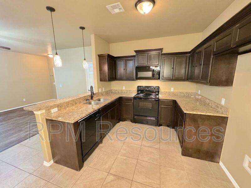 175 Bison Court Way - Photo 6 of 21