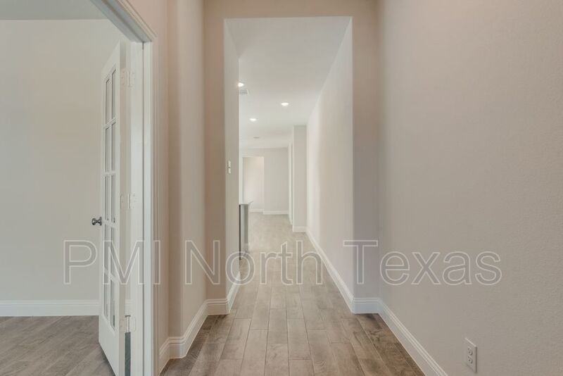 601 Amenduni Ln - Photo 3 of 22