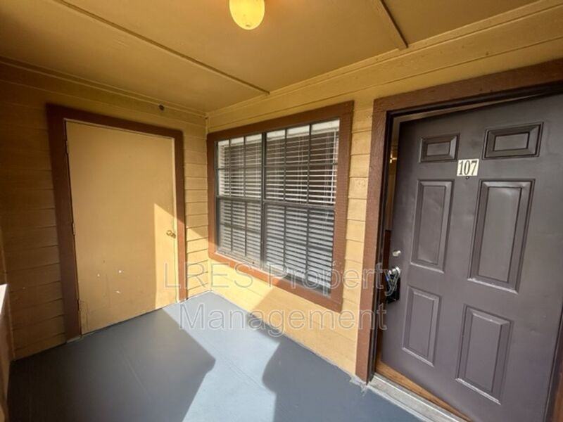 365 Forestway Cir #107 - Photo 3 of 24