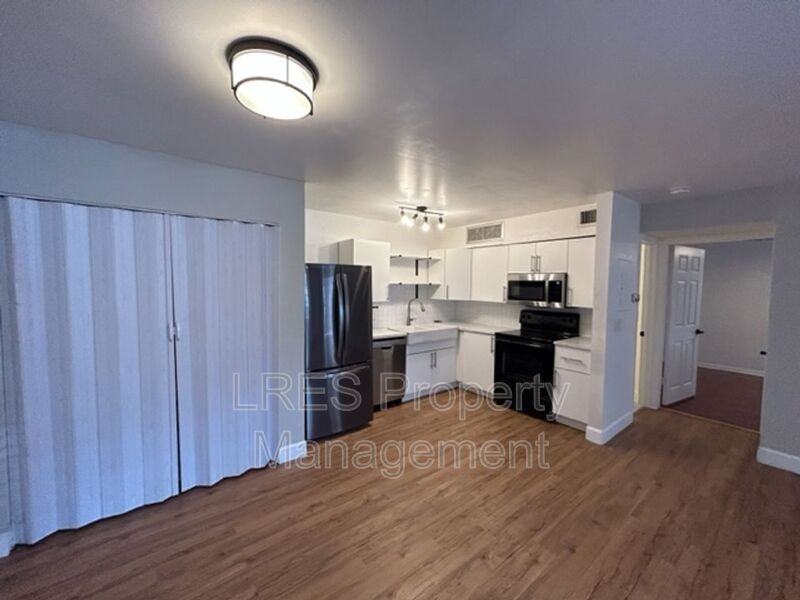 365 Forestway Cir #107 - Photo 5 of 24