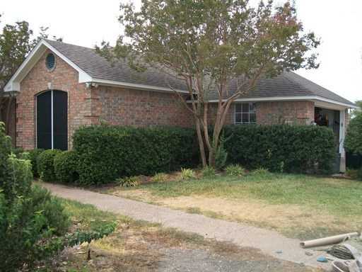 142 Tugaloo Cir - Photo 2 of 23