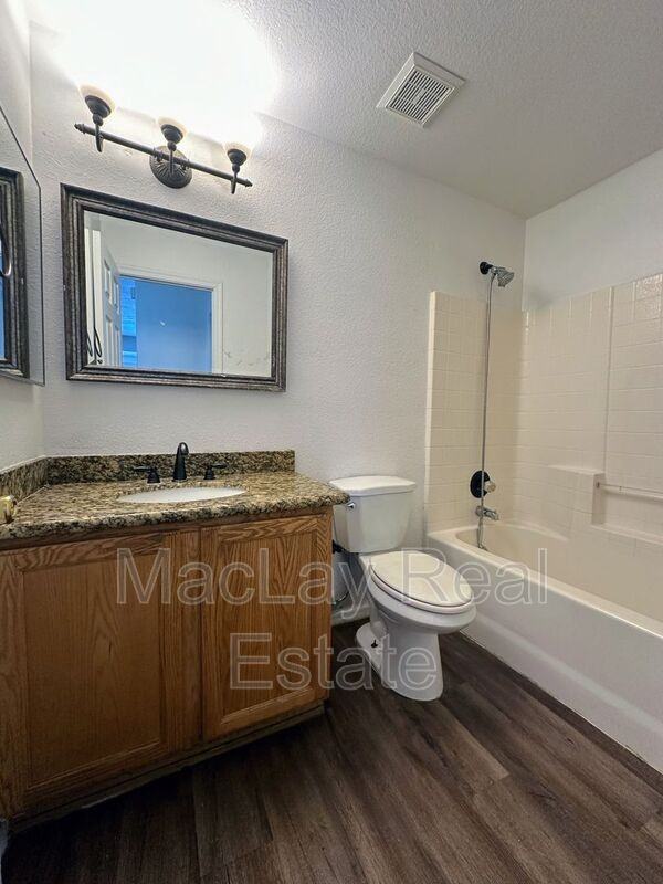 1392 W Morelos St - Photo 7 of 12
