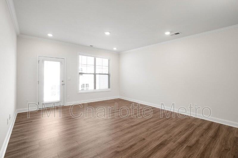 4217 Steel Way - Photo 5 of 18