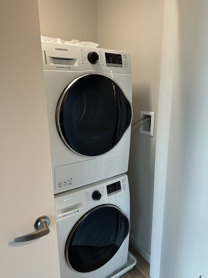 1554 Soldiers Field Rd - Photo 2 of 5