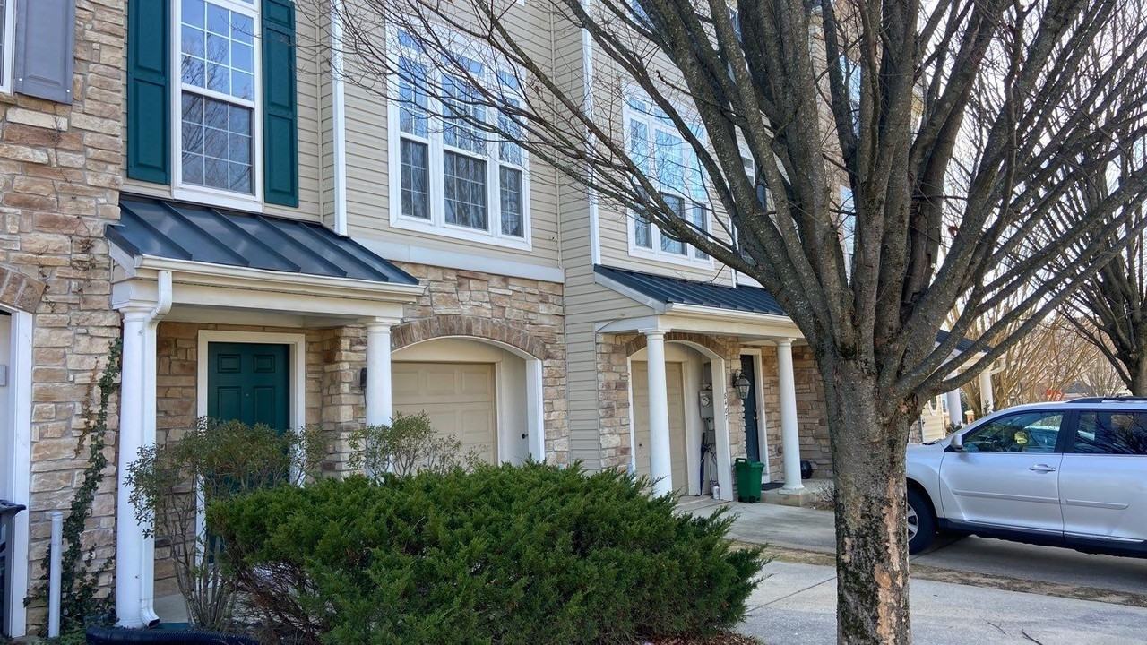 8485 Charmed Days - Photo 3 of 22