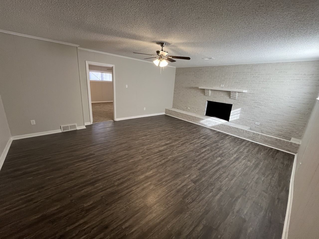 3098 Knightway Rd - Photo 2 of 17