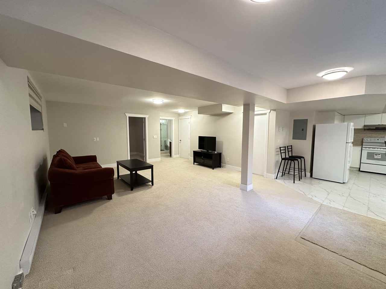 16185 28 Ave - Photo 2 of 16