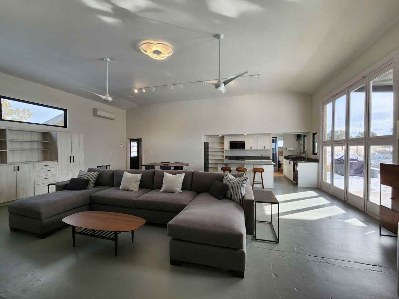 31B Vista Calabasas - Photo 3 of 30