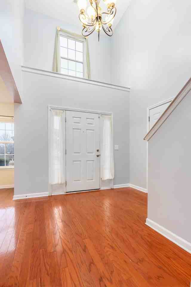 117 Vancouver Rd #1 - Photo 3 of 50