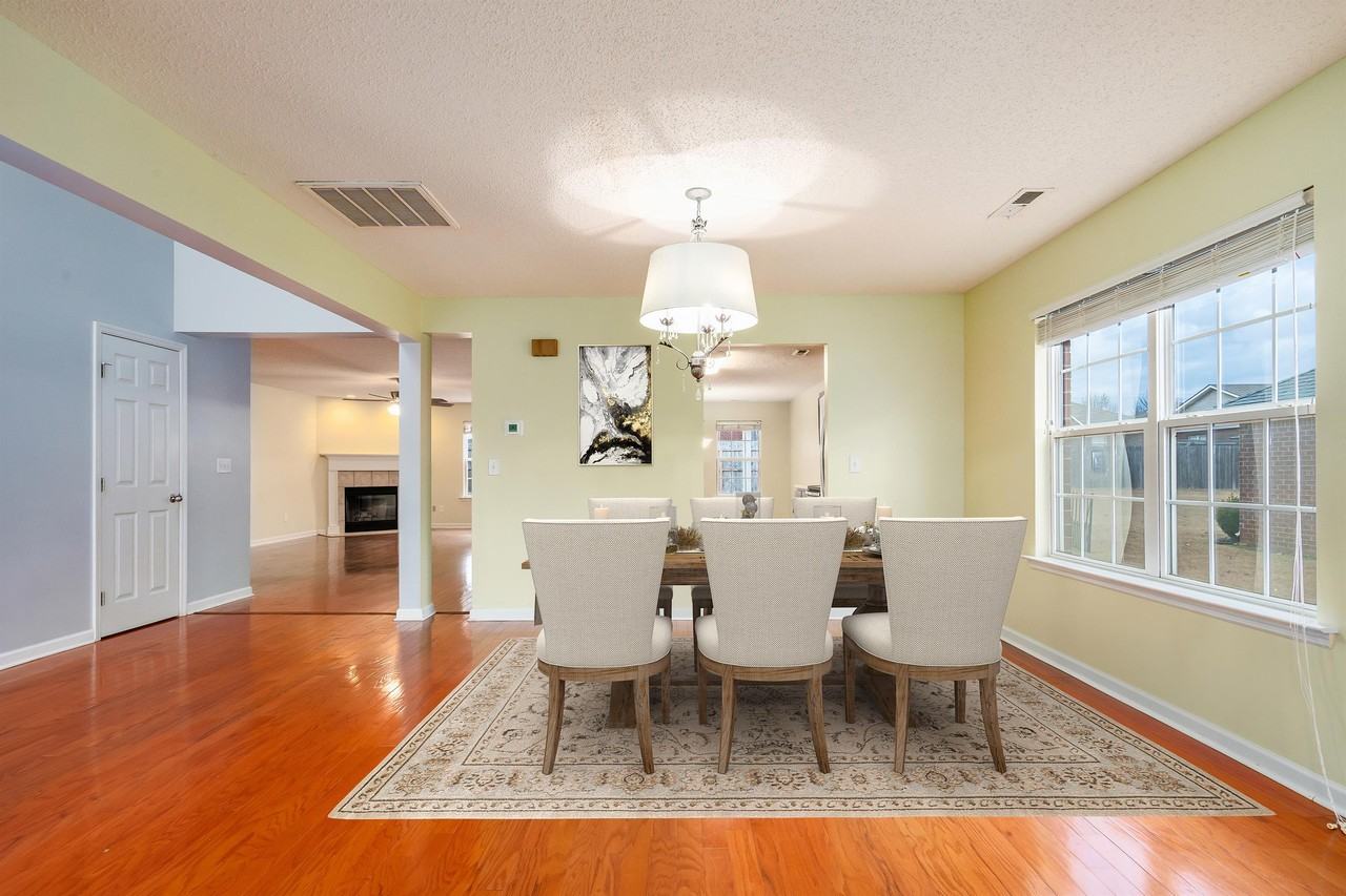 117 Vancouver Rd #1 - Photo 7 of 50