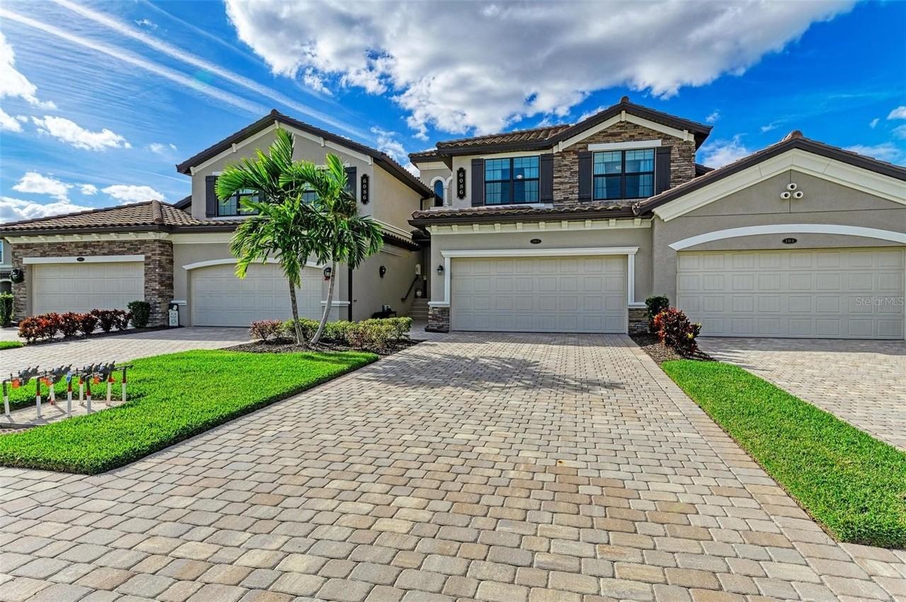 6086 Worsham Ln #103 - Photo 3 of 50