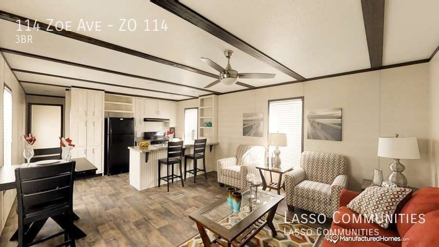 114 Zoe Ave - Photo 3 of 5