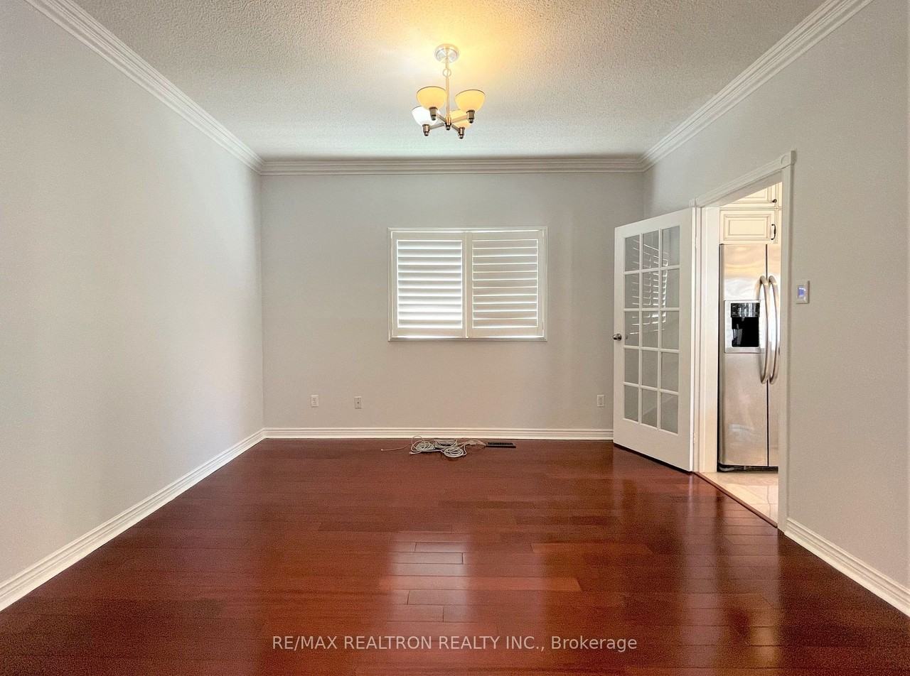 95 Tomlinson Circle - Photo 2 of 9