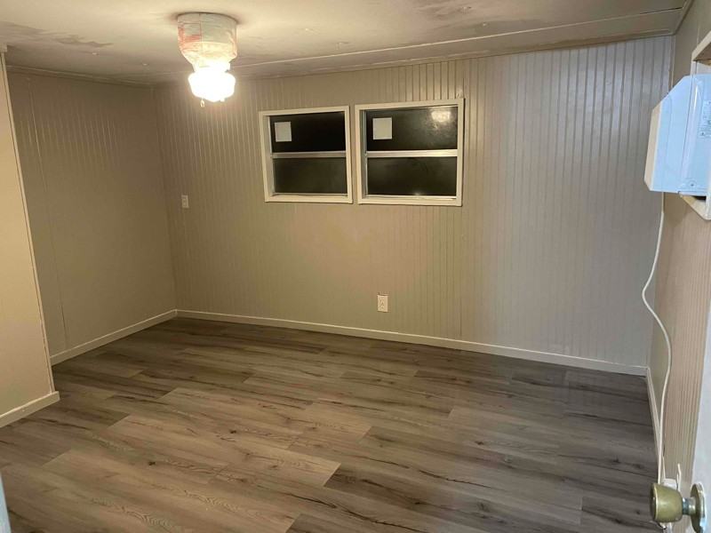 54 Kendall Ln - Photo 4 of 13