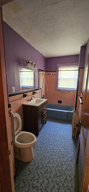 18 Everard St #1 - Photo 2 of 8