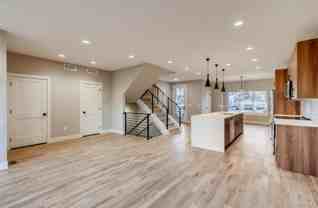 4637 S Lincoln St - Photo 1 of 1