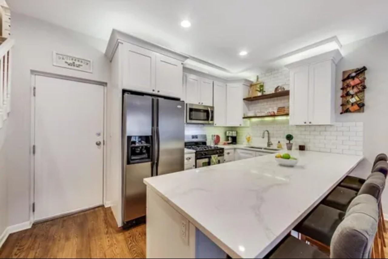 2524 W Bloomingdale Ave #B - Photo 2 of 8