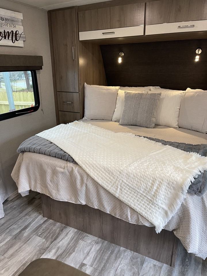 402 E 4th St #NA - Photo 3 of 11