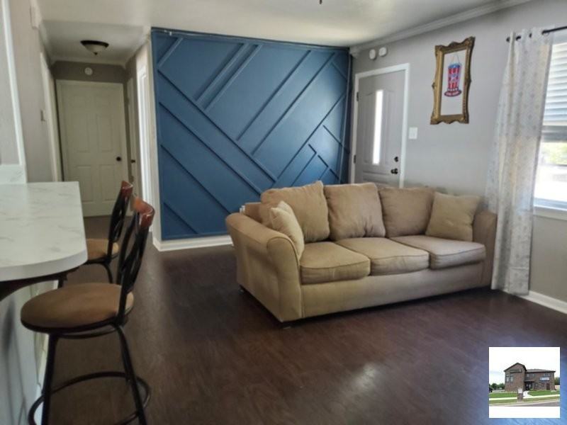 2104 Brantley Ave - Photo 7 of 43