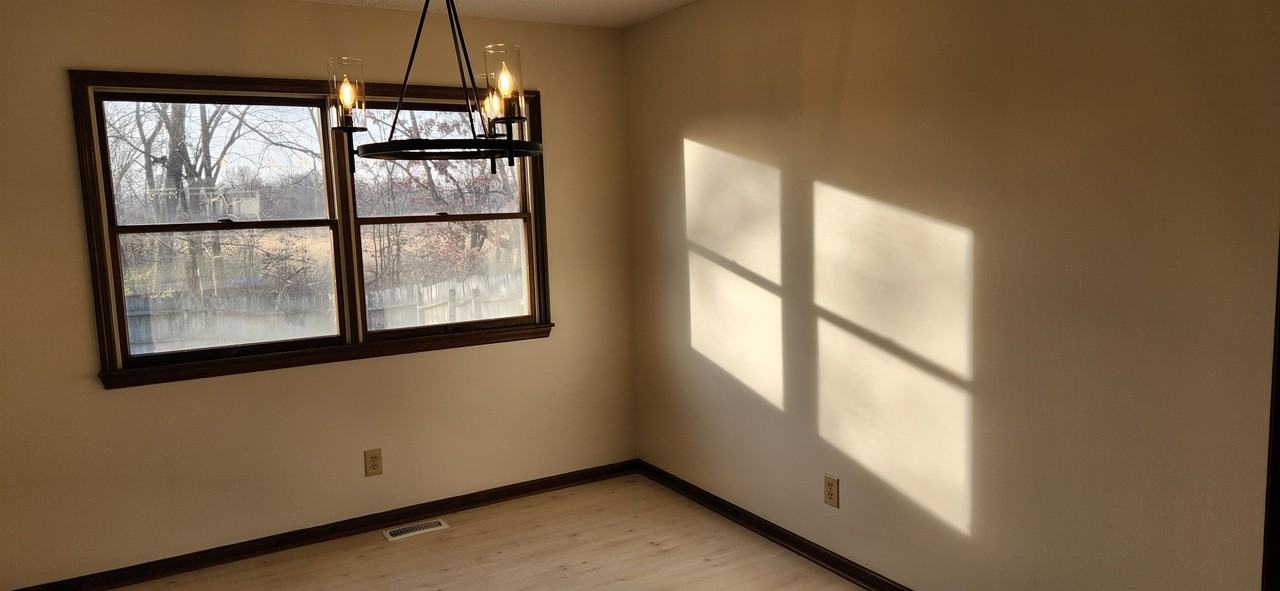 613 Governors St #1 - Photo 4 of 36