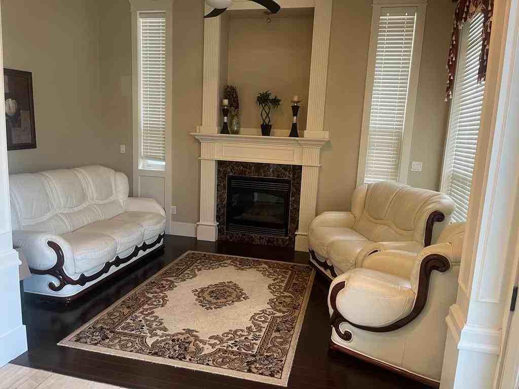 5921 146 Street - Photo 2 of 15