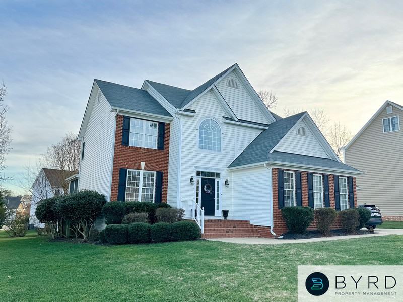 7880 Hampton Green Dr - Photo 2 of 39