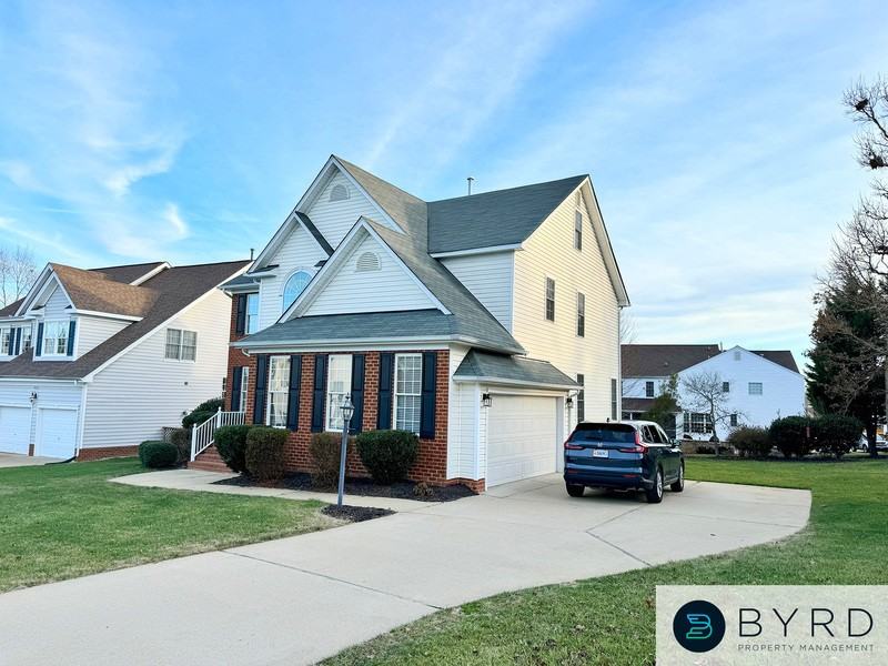 7880 Hampton Green Dr - Photo 3 of 39