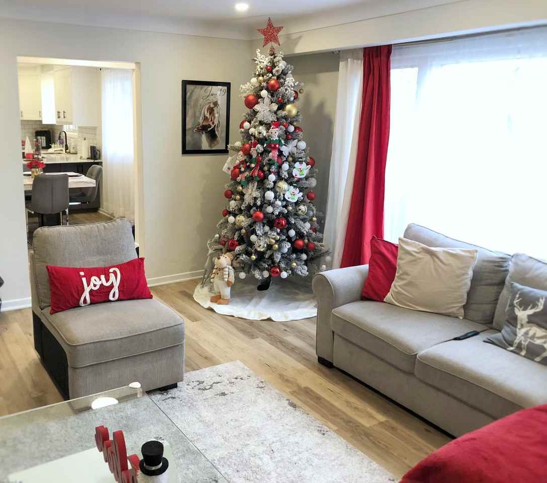 564 Lake Street - Photo 2 of 17