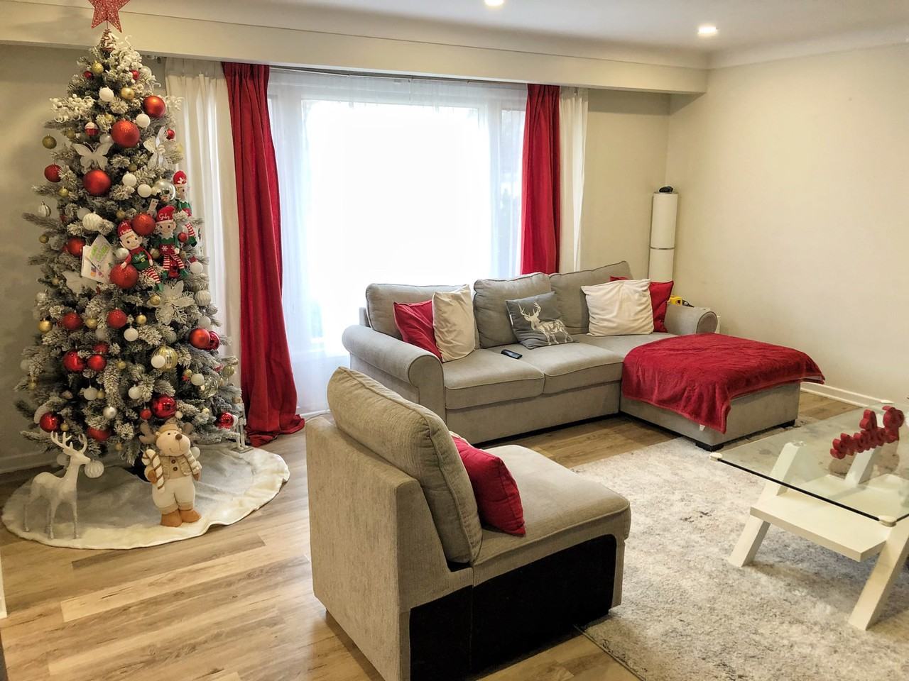 564 Lake Street - Photo 3 of 17