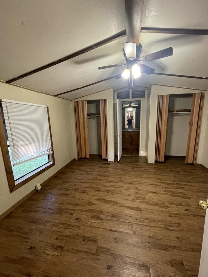 410 W North St #1 - Photo 7 of 13