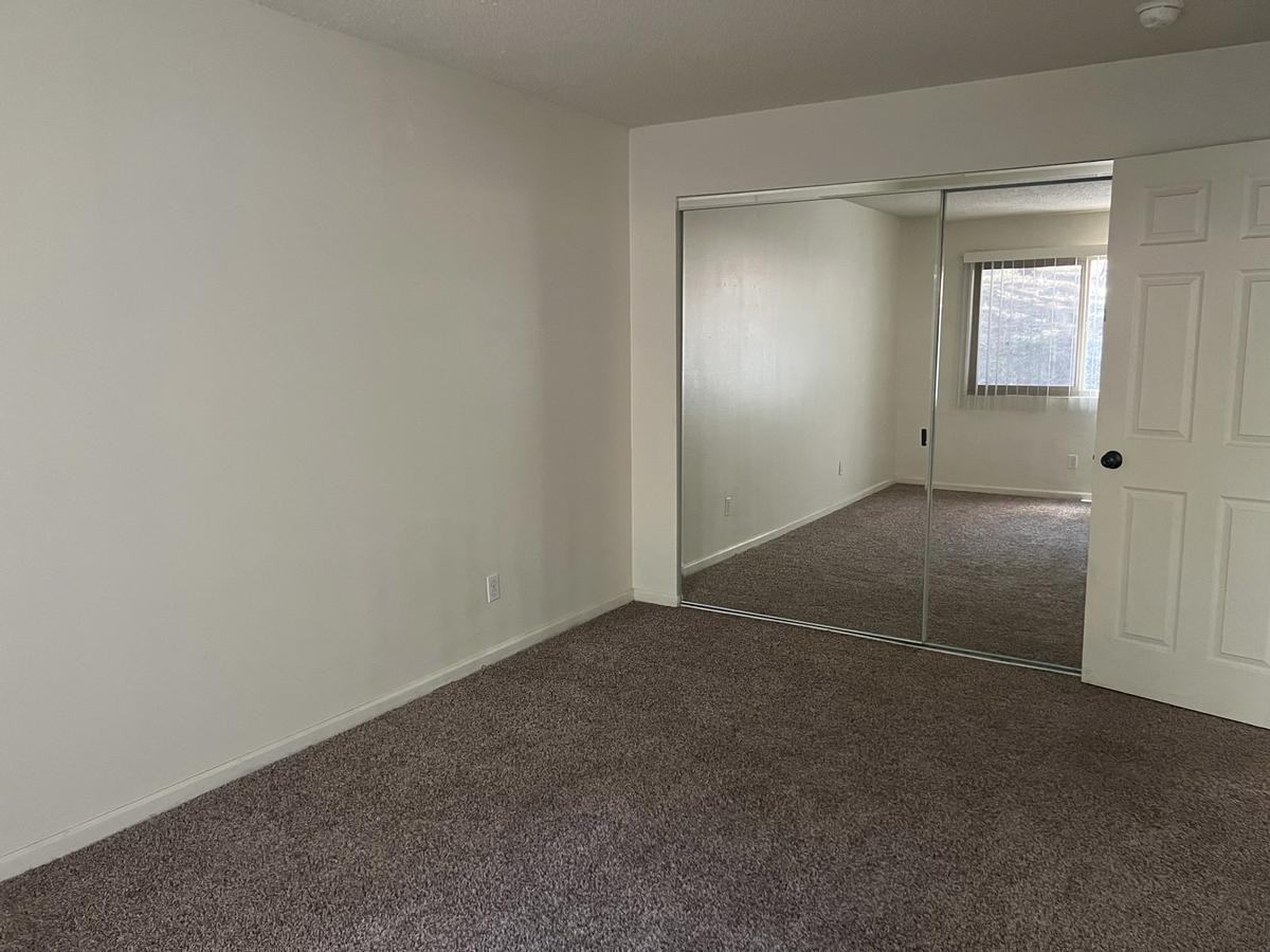 1718 N Fort Valley Rd - Photo 3 of 41