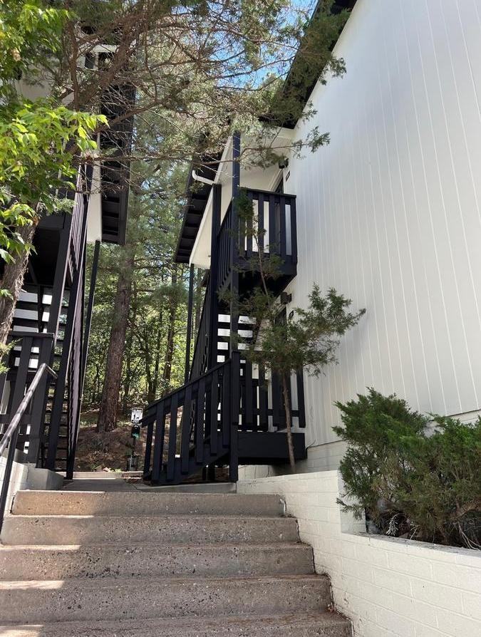 1718 N Fort Valley Rd - Photo 4 of 41