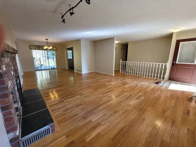 31747 Viewcrest Avenue - Photo 2 of 20