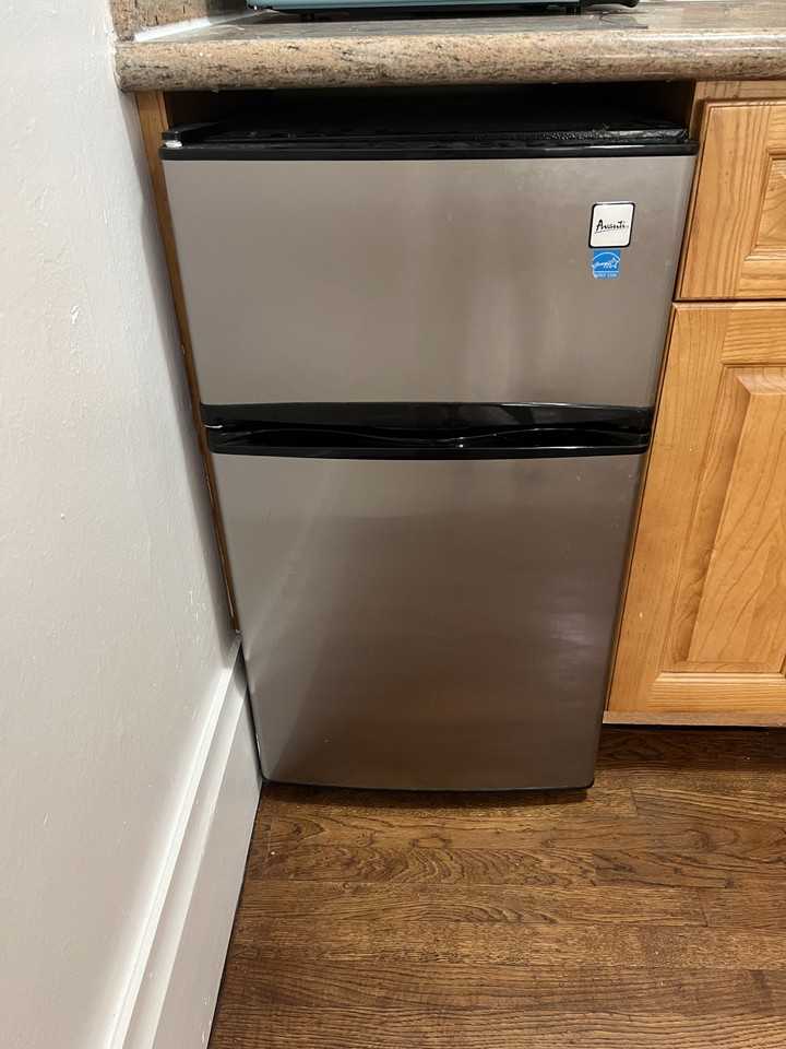 1105 Bush St #408 - Photo 6 of 11