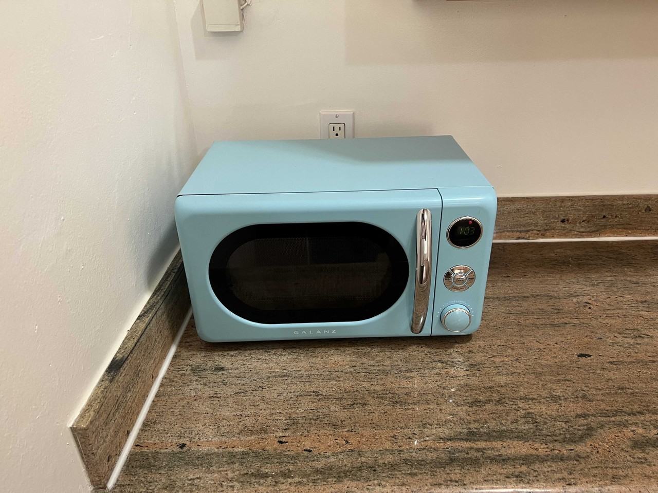 1105 Bush St #408 - Photo 7 of 11