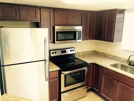 9931 Aquarius Dr - Photo 3 of 6