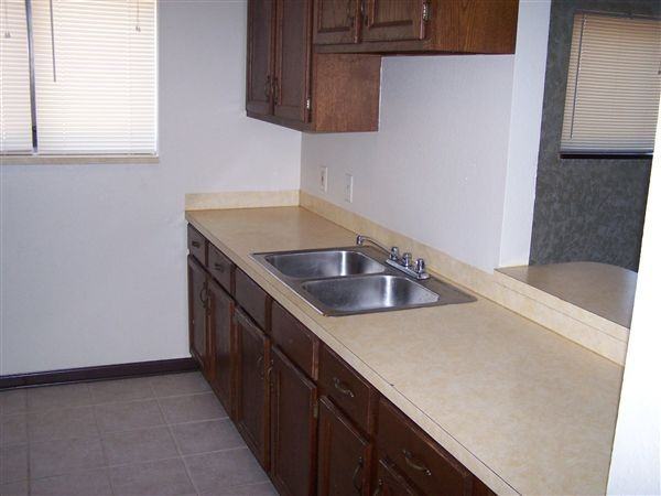 892 Emerald Ave NE - Photo 3 of 6