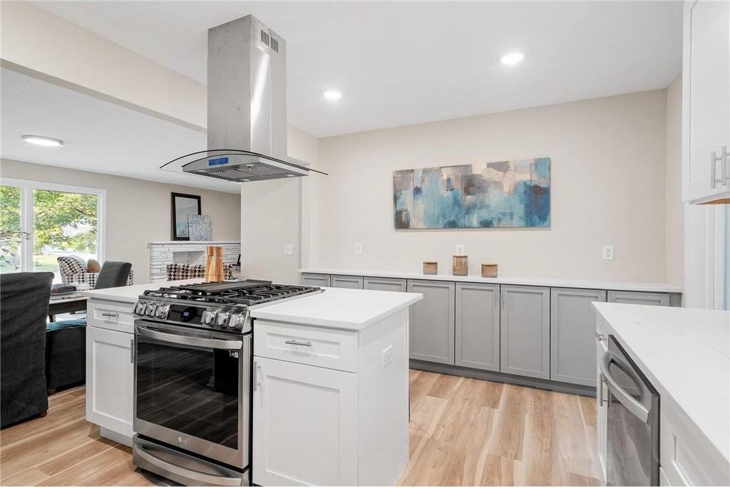 6333 Saint Johns Ave #NA - Photo 2 of 20